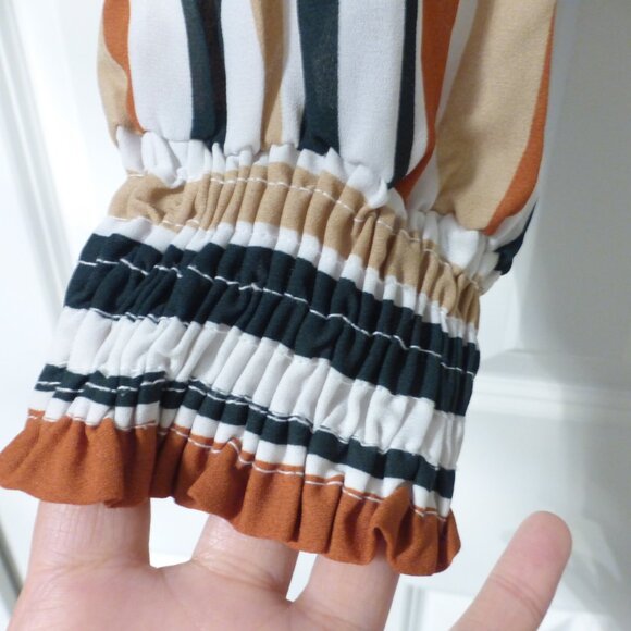 FOREVER 21 striped v-neck chiffon cropped long sleeve blouse - Picture 10 of 10